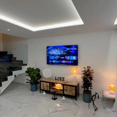 Alma Nomada Villa With Private Pool & Solarium & Barbacue & Chillout Ideal For Families * كوراليهو