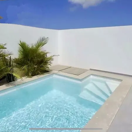 Alma Nomada With Heated Pool & Solarium & Bbq & Chillout Ideal For Families Villa Corralejo