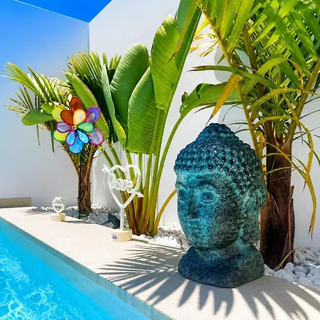 빌라 Alma Nomada With Heated Pool & Solarium & Bbq & Chillout Ideal For Families 코라레호
