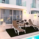 Βίλα Alma Nomada With Heated Pool & Solarium & Barbacue & Chillout Ideal For Families Κοραλέχο