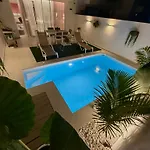 Βίλα Alma Nomada With Heated Pool & Solarium & Barbacue & Chillout Ideal For Families *